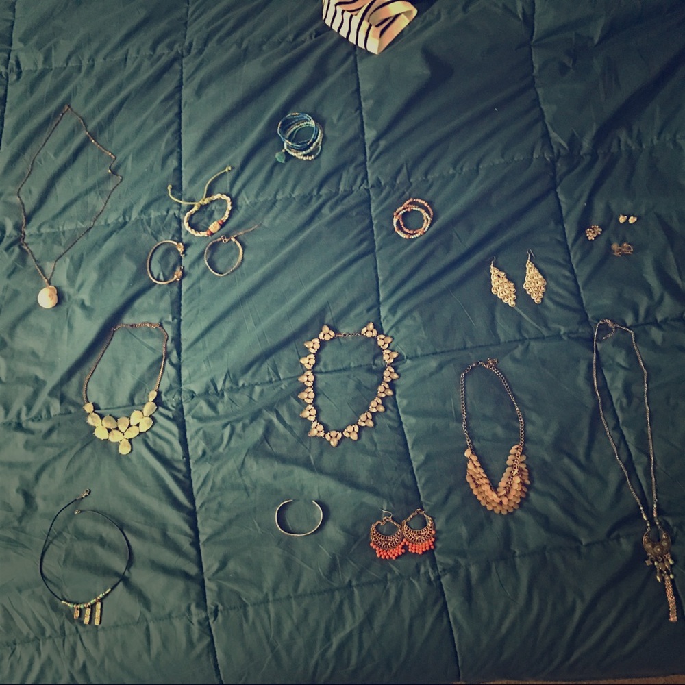 Jewelry lot